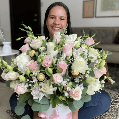 Box Sweet Love Exquisite - Box Multifloral de Rosas. LatamB