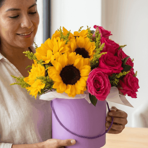 Bloomance - Ramo de Rosa y Girasoles LatamB